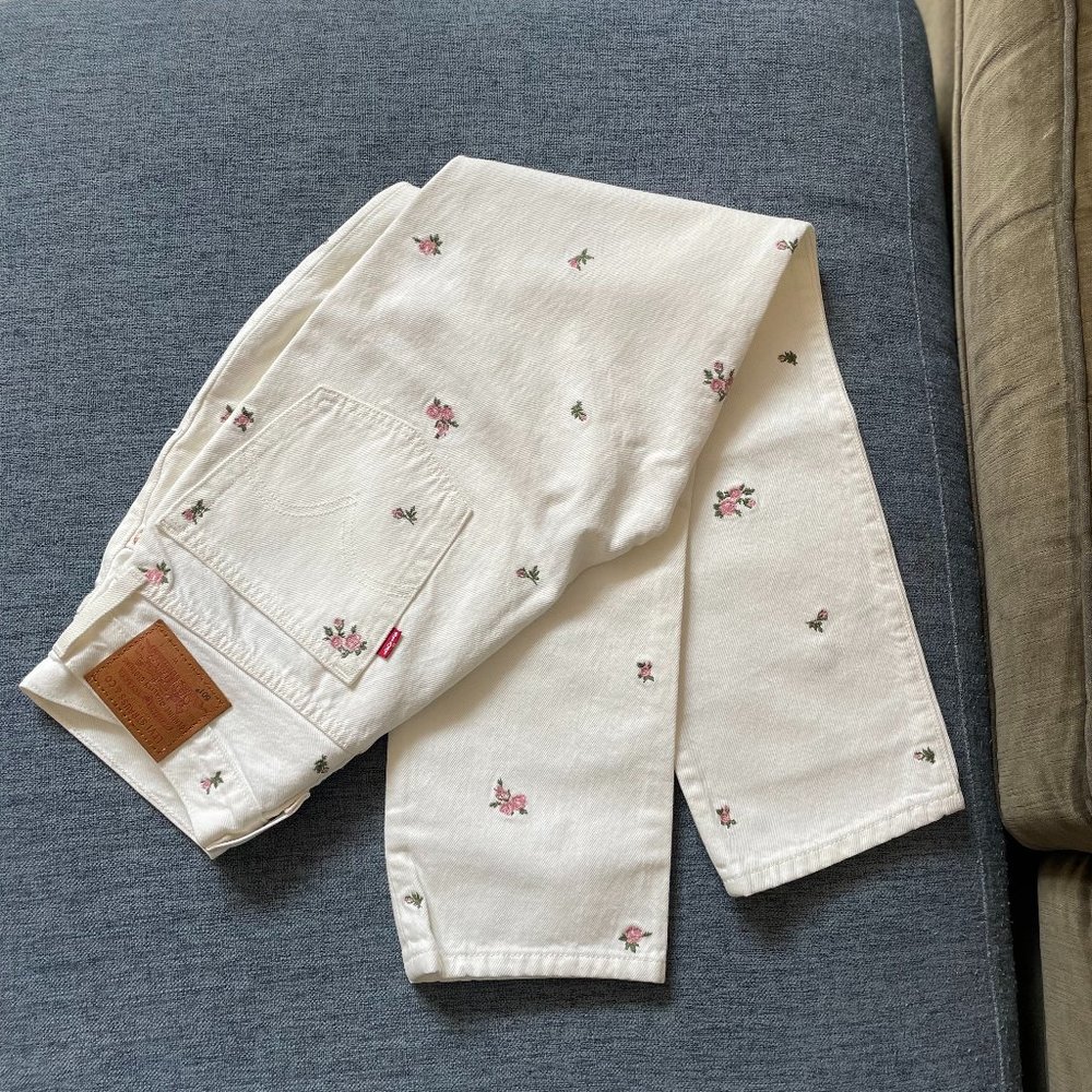 Levi's Printed Rosebud 501 Straight Leg Jeans